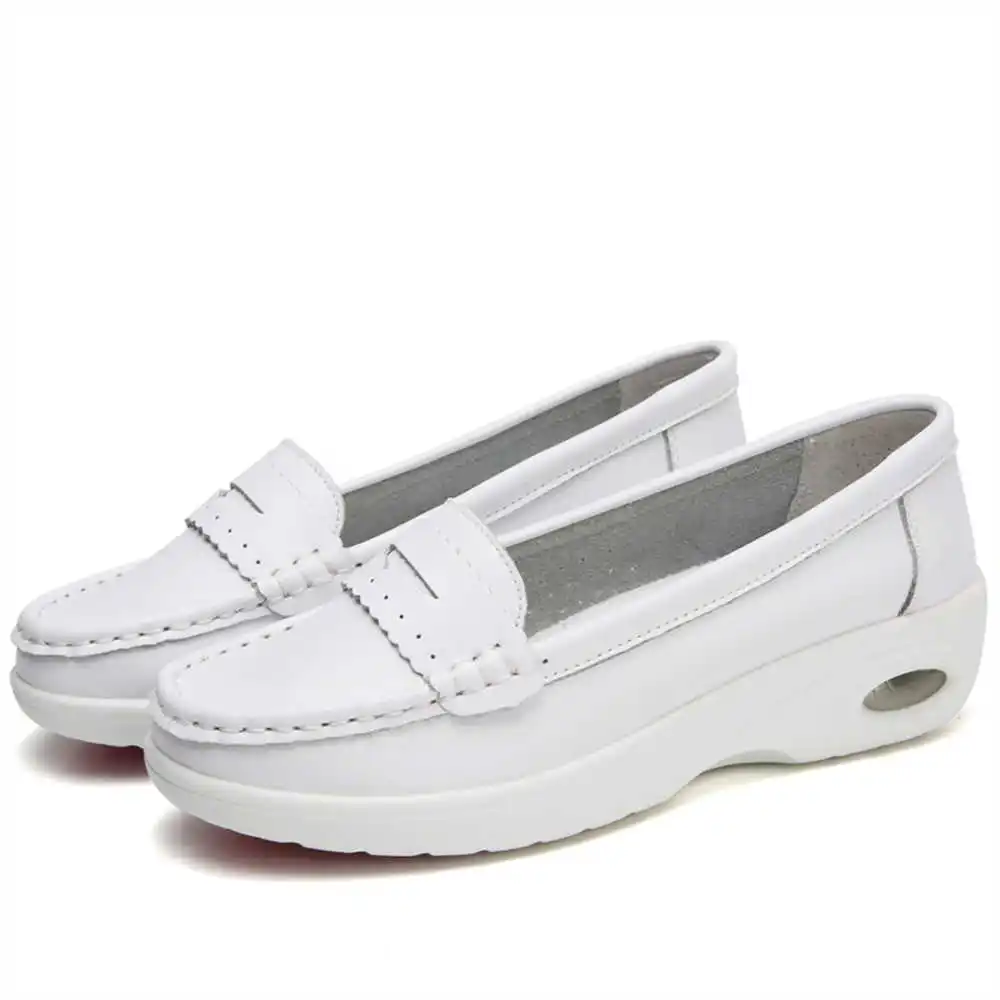 Thick Sole Slipon White Traine - Useful Tech Accessories Gifts For Husband บทวิจารณ์และราคา