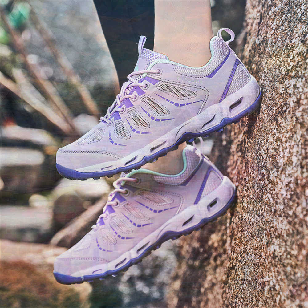 Sumer Round Tip Silver Sneaker - Useful Tech Accessories Gifts For Husband บทวิจารณ์และราคา