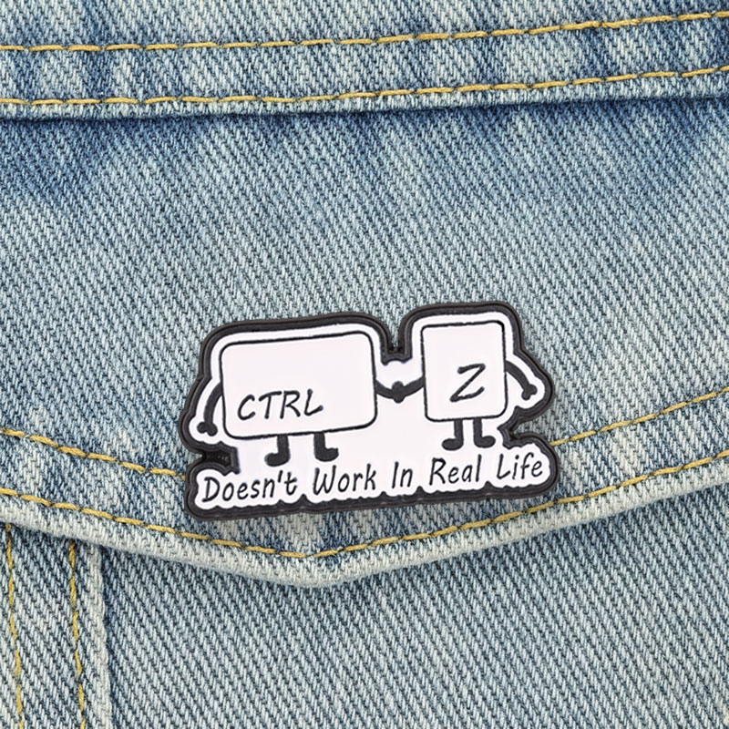 Funny Tech Meme Enamel Pins Ct - Tech Accessories For Work บทวิจารณ์และราคา